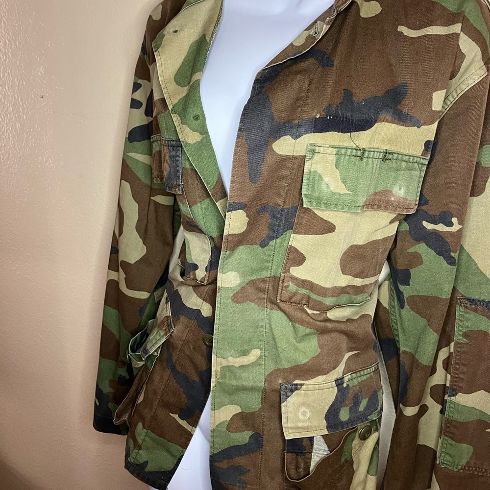 Camouflage Jacket with Pockets - Picture 2 of 4